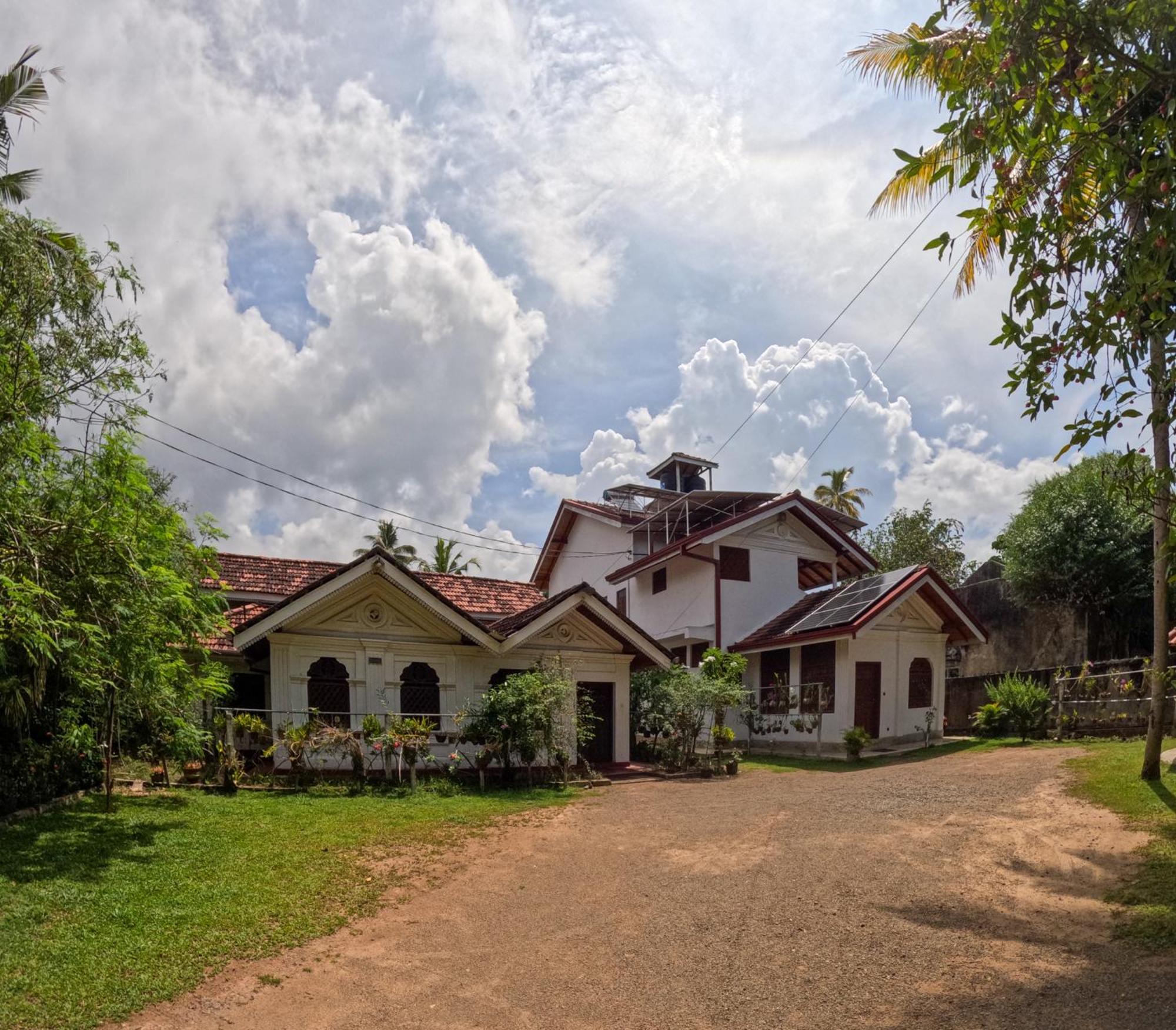 SurfBayVilla Dikwella Esterno foto