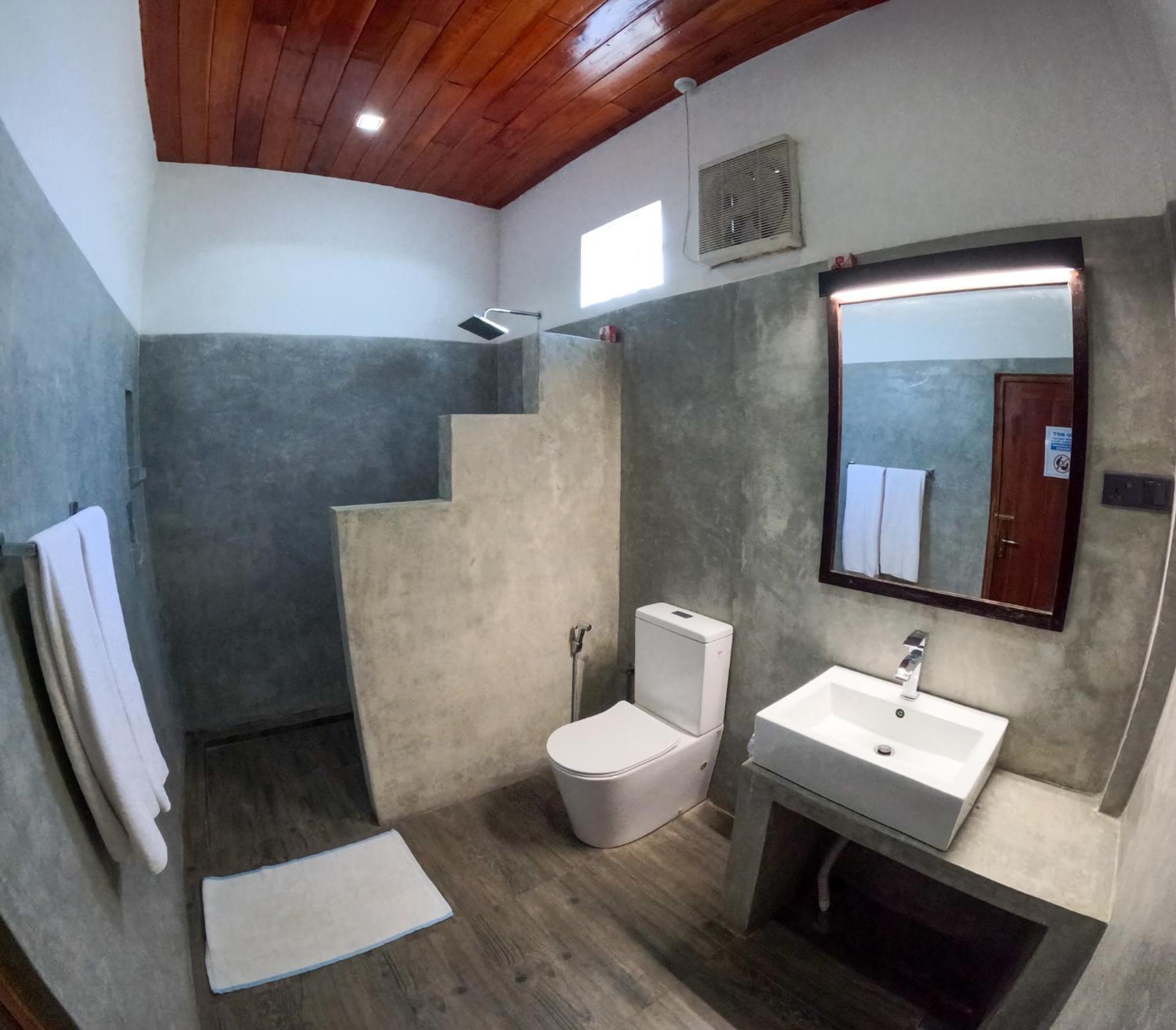 SurfBayVilla Dikwella Esterno foto