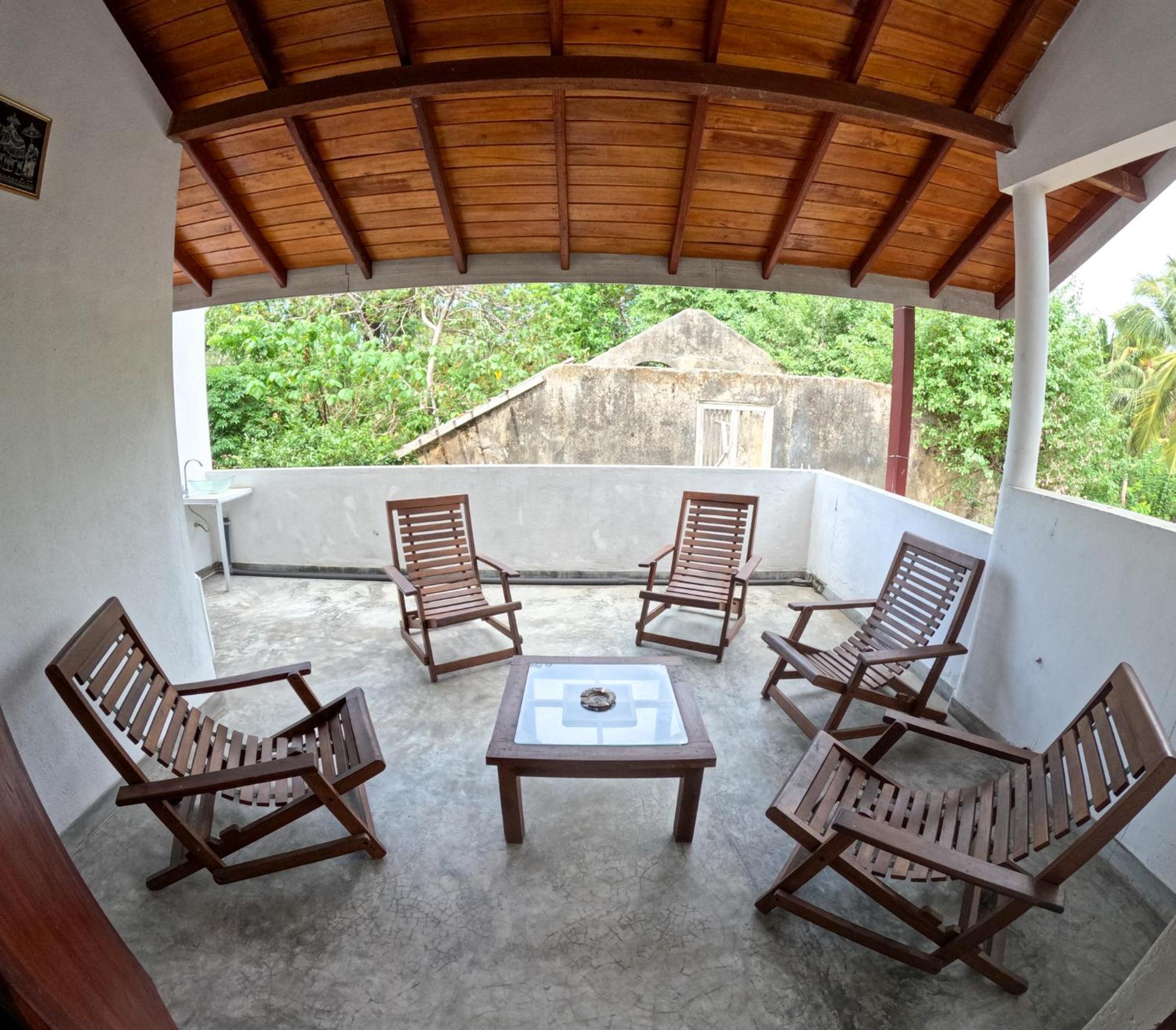 SurfBayVilla Dikwella Esterno foto